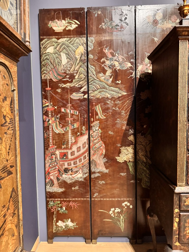 Chinese folding screens